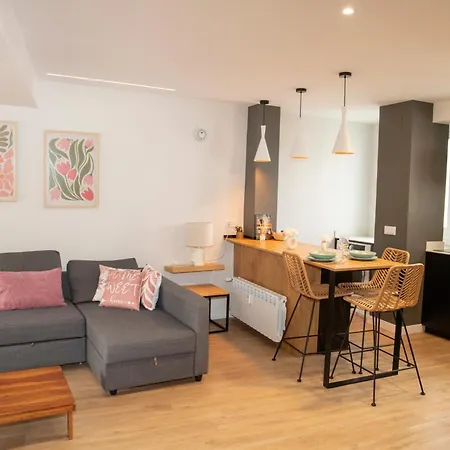 Cozy Loriga Vigo
